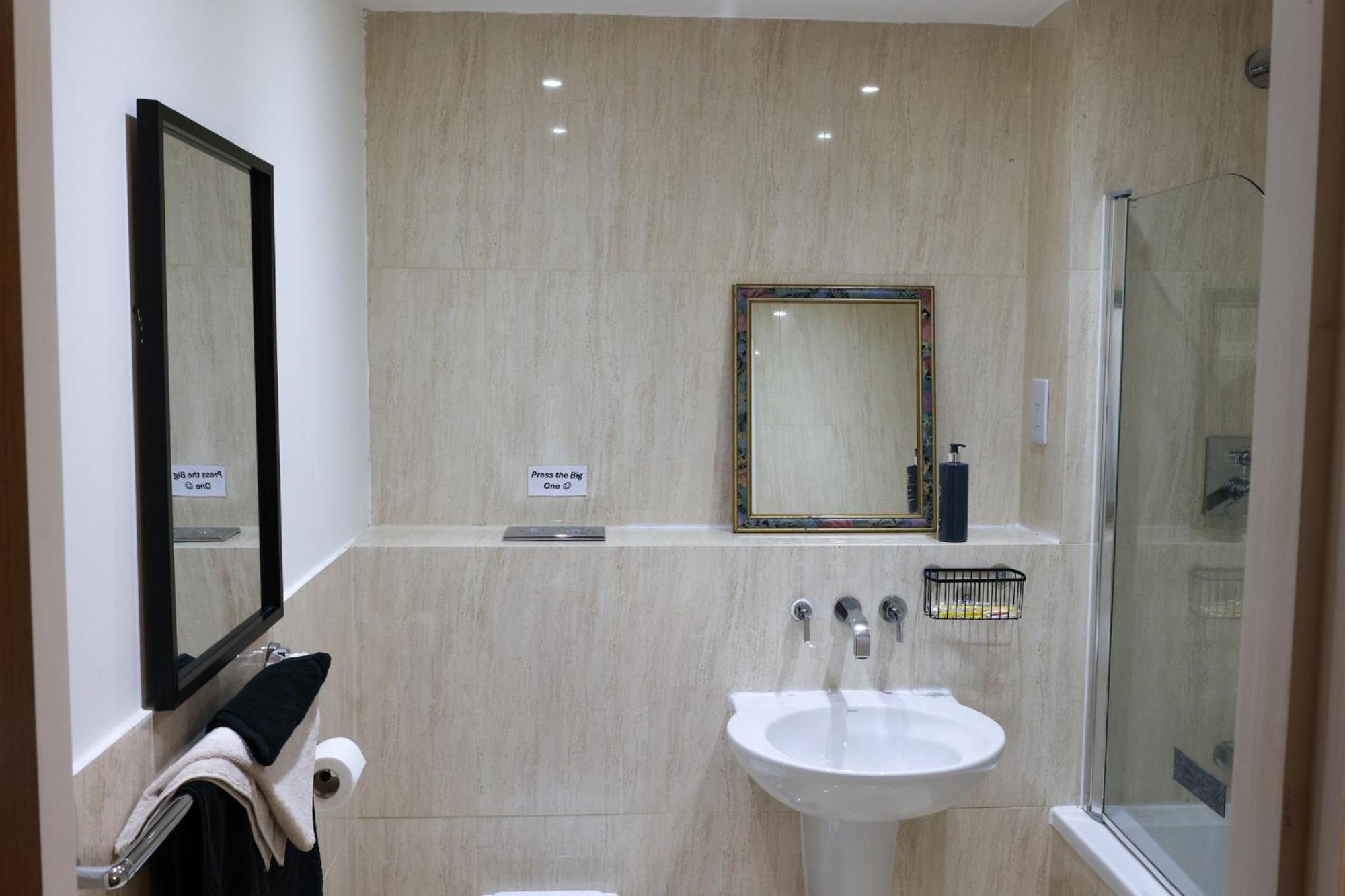 Centrally Located 1Br Apt Near Edg Cricket, University Of Bham, Priory Hospital & Cannon Hill Park Birmingham Exteriér fotografie